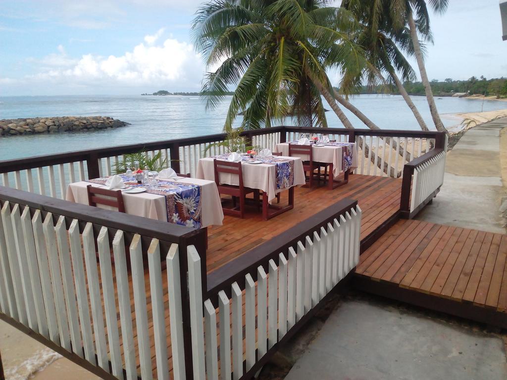 Vacations Beach Fale Hotel Manase Екстериор снимка