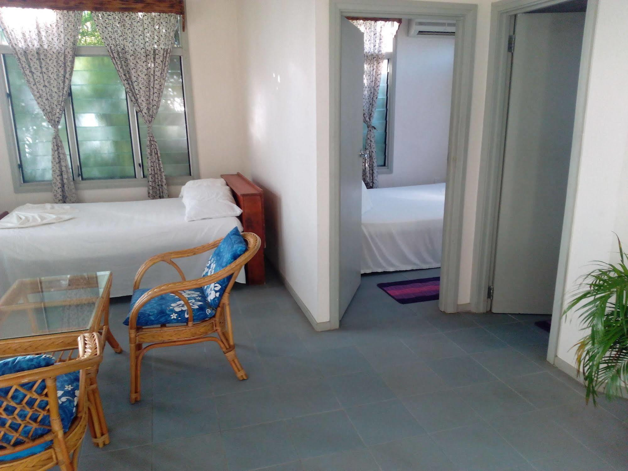 Vacations Beach Fale Hotel Manase Екстериор снимка